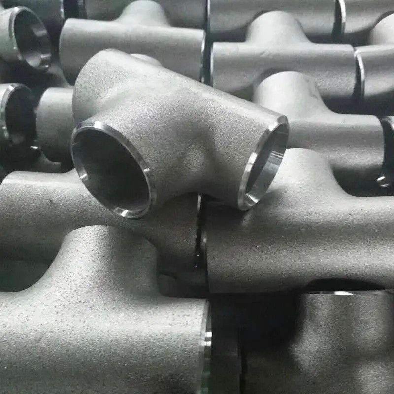 Alloy Steel P11 Butt Welding Reducing Tee Cold Drawn Seamless Equal Tee Thick Wall