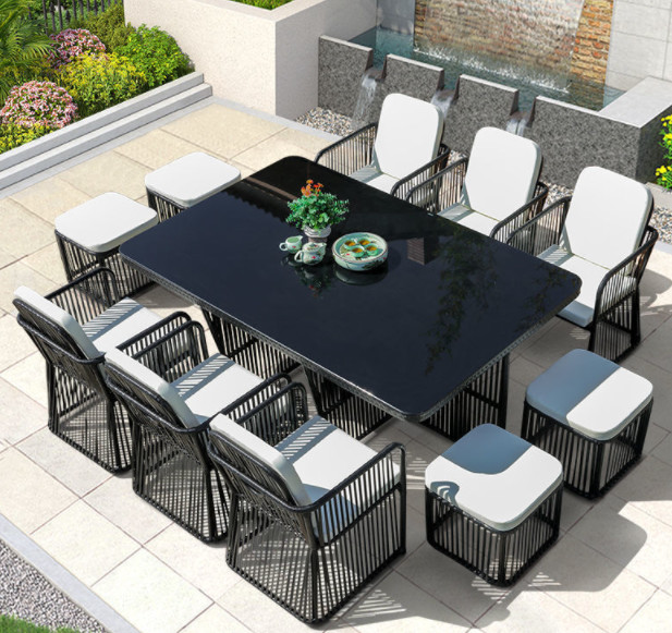 Black Rattan Outdoor Dining Table Rattan Aluminium Frame Waterproof Cushion