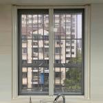 Insect Resistant Aluminum Alloy Fiberglass Retractable Screen Door Customized