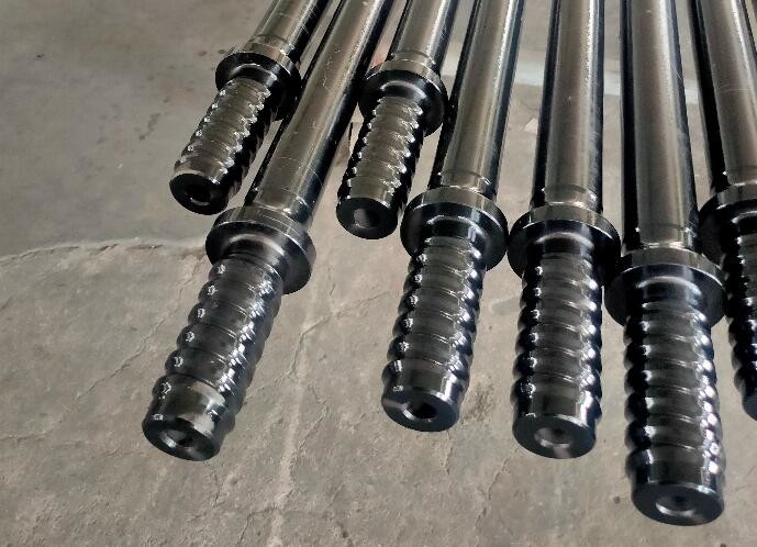 Fully Carburized Dia 85mm / 87mm 14 Feet T60 Round Speed Rod For Bench Drilling