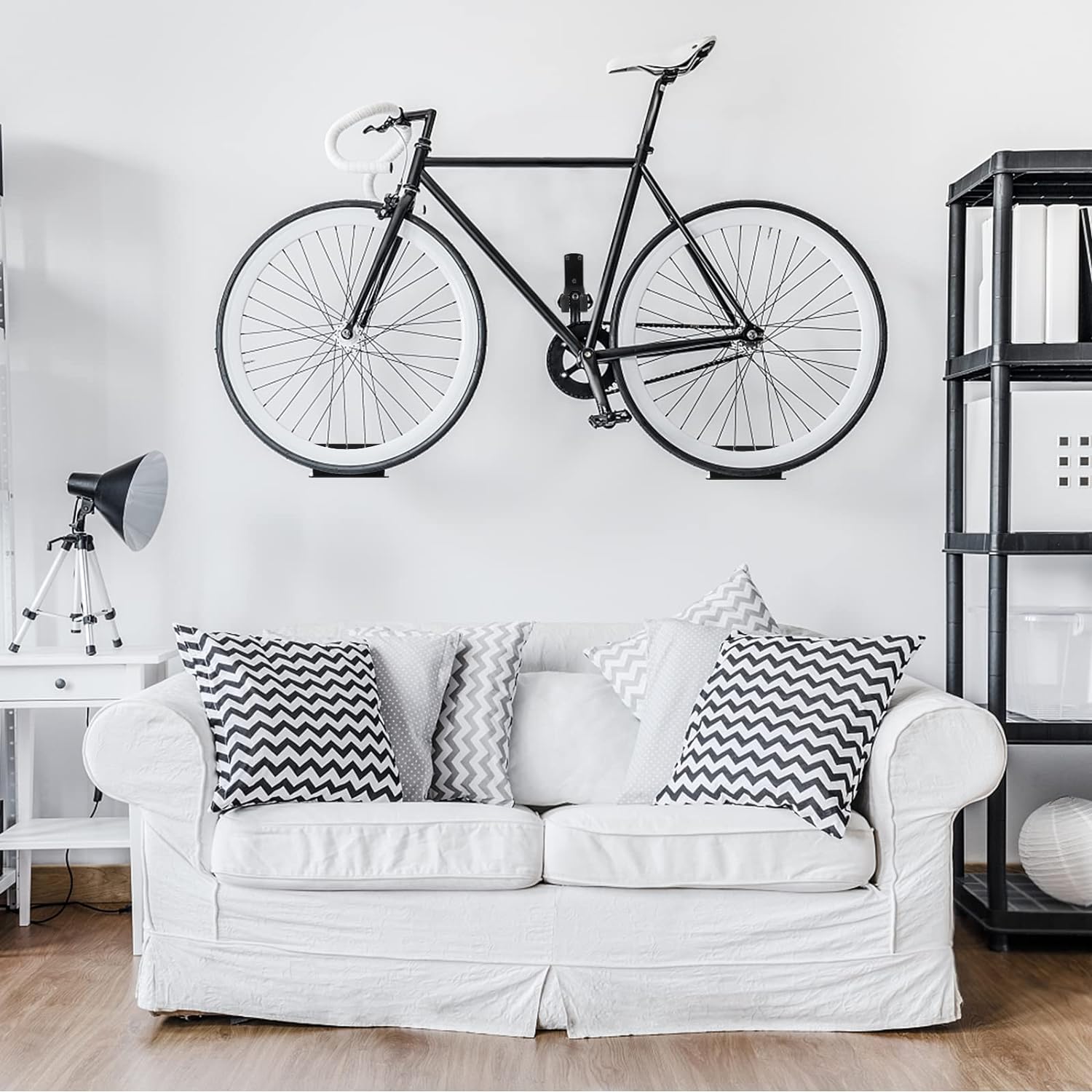 Metal Steel Bracket Bike Wall Mount for Standard Bikes in Indoor or Garage Storage