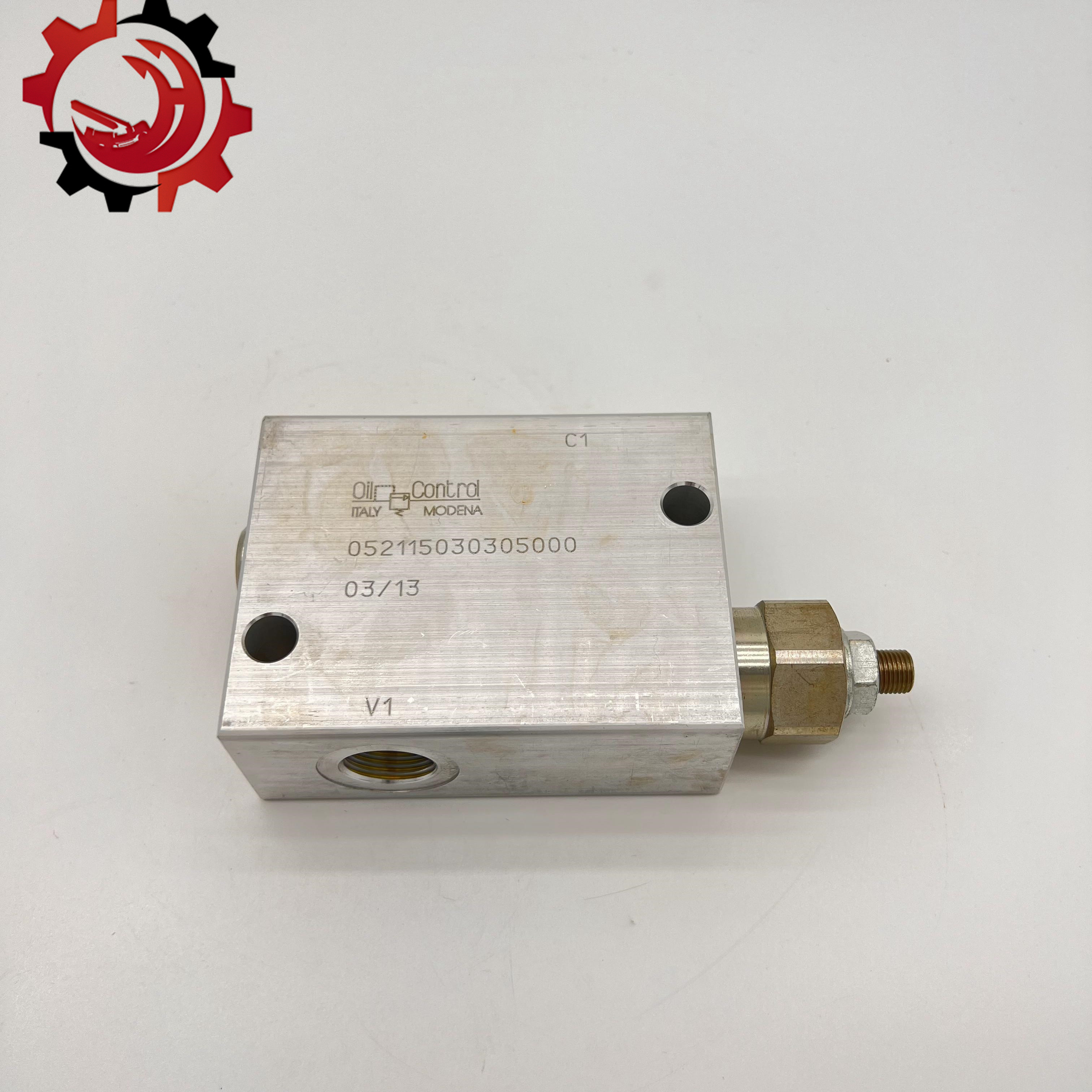 Control Valve 052115030305000 Standard Size New Condition for Concrete Pump Truck Parts