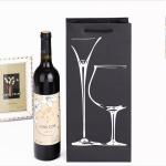 Varnished Hot Stamping Kraft Paper Wine Bags With Handles Beverage Packaging