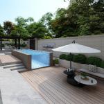 Density 1.2g/cm3 Swimming Pool Prefabricated for Villa and Beach House Garden