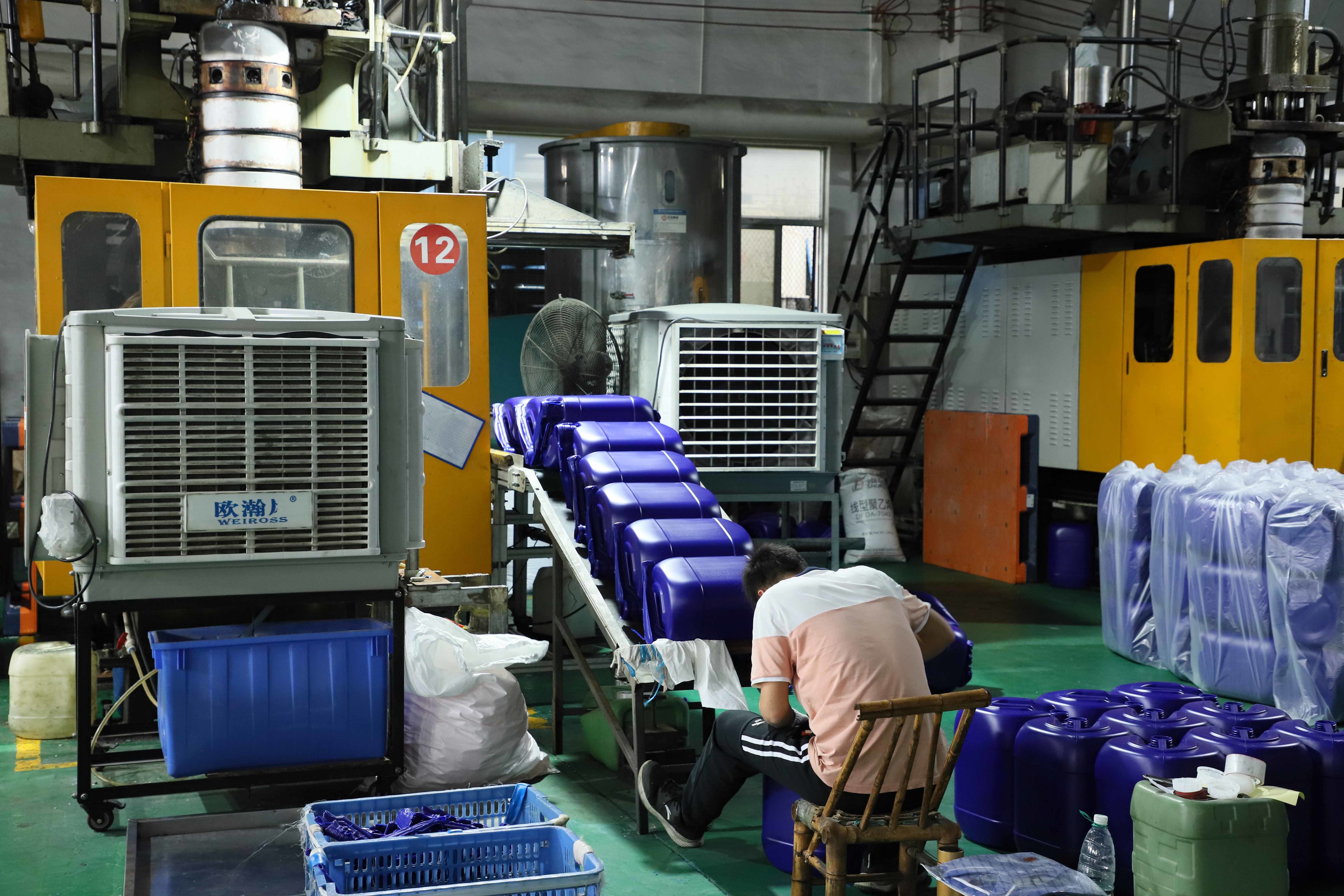 Customized Color 20 Litre Bucket With Tap For Resin Industry