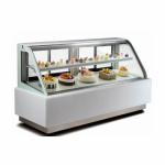 Flat Shelves 900W Commercial Bakery Equipments 1.8m Bakery Display Fridge