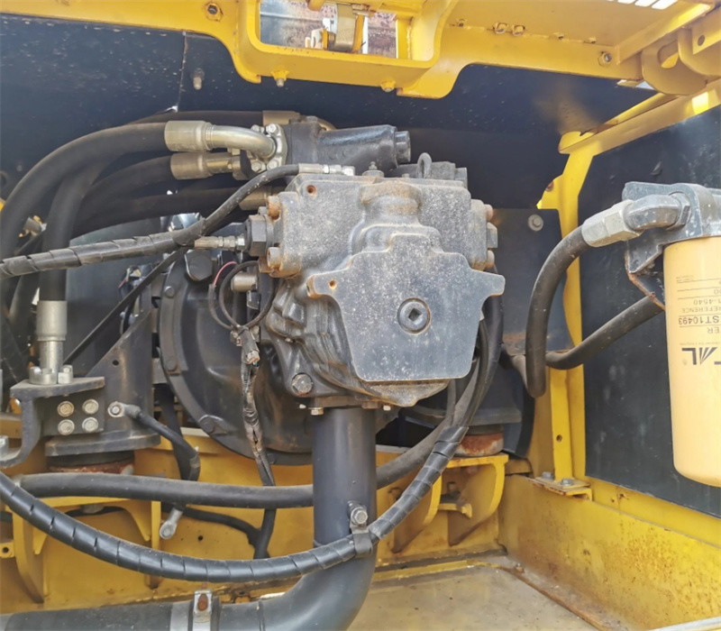 400L Fuel Used Large Excavator 6 Cylinders Huge Mining Excavator