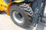 3.5T Compact 4WD Diesel Rough Terrain Forklift With Mitsubishi S4S(EUIII)