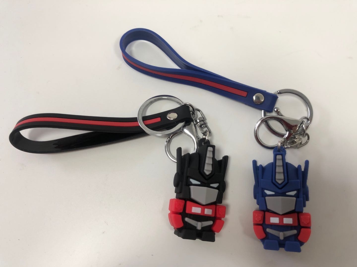 Keychain Optimus Robot Men And Women Doll Couple Key Chain