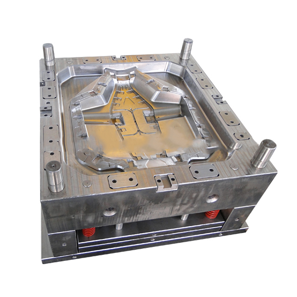 Professionally Produced Bumper Injection Mould Tool / Multi Cavity Mold