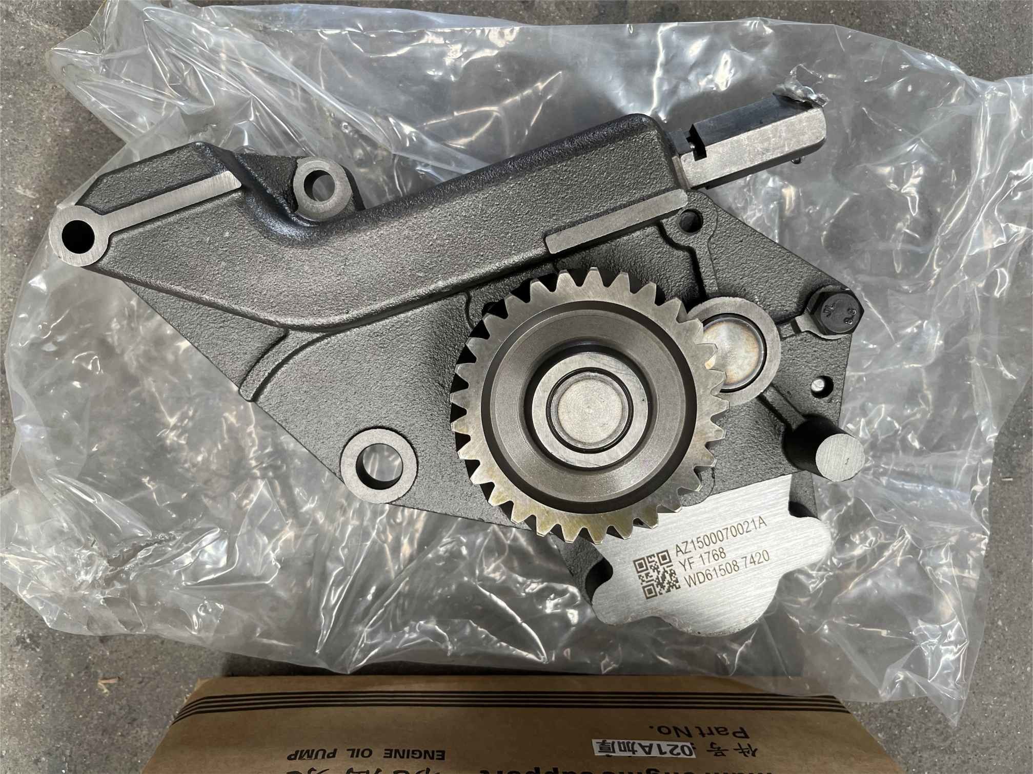 VG1246070040 Oil Pump Assembly SINOTRUCK HOWO D12 Engine
