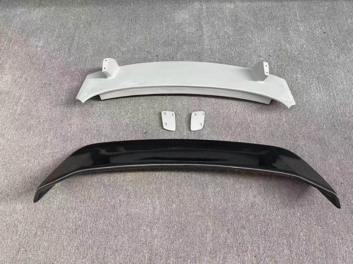 Auto Parts for Porsche Palamela 971 Spoiler the Palamela 971 Was Upgraded with a Techart Style Carbon Fiber Spoiler