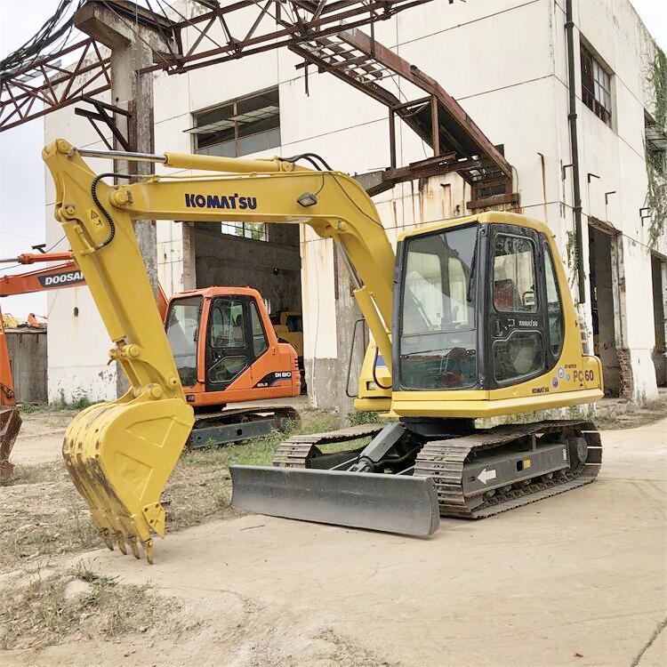 40 KW Original Hydraulic Pump Made in Japan 6 Ton Used PC60-7 Mini Excavator Komatsu Second