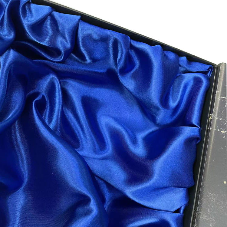 Custom Black Gift Packaging Magnetic Box with Silk and Gold Foil Printing