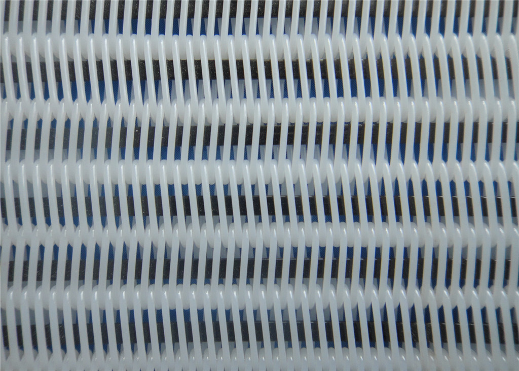 Spiral link dryer screen