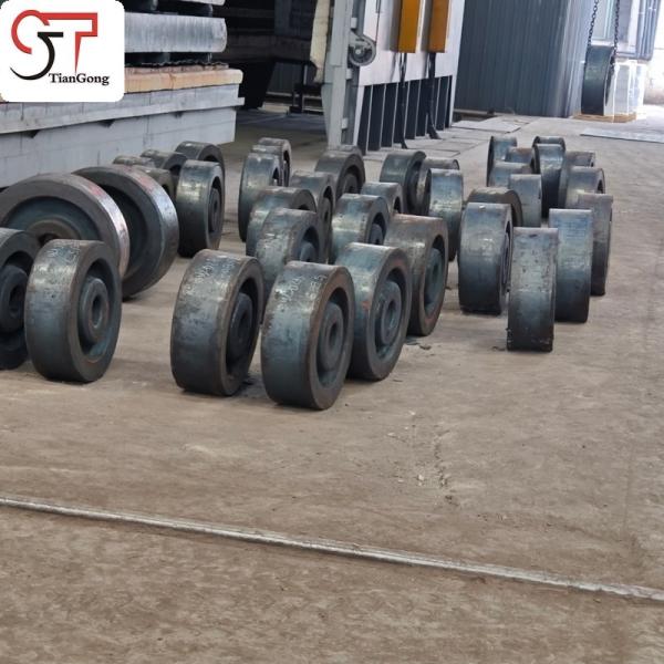 Customized 42CrMo Forged Blank For Ship-to-Shore Crane Wheels Trolleys