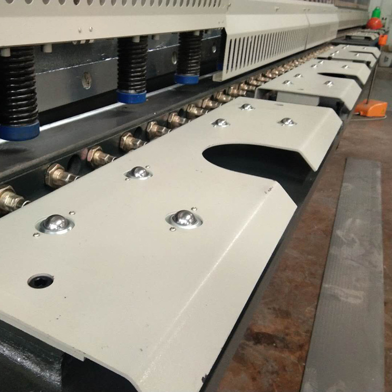 4x3200mm Hydraulic Swing Shearing Machine With NC Controller E21s