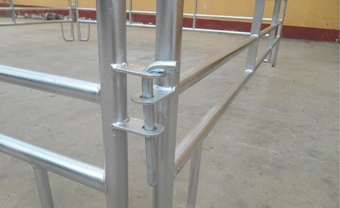 Cattle 1.12m Height Weld Mesh Sheep Panels Silver Spray Paint