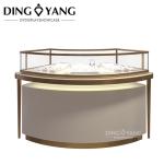 Fashion Curve Jewellery Display Showcases Beautiful Firm Structure With Highly