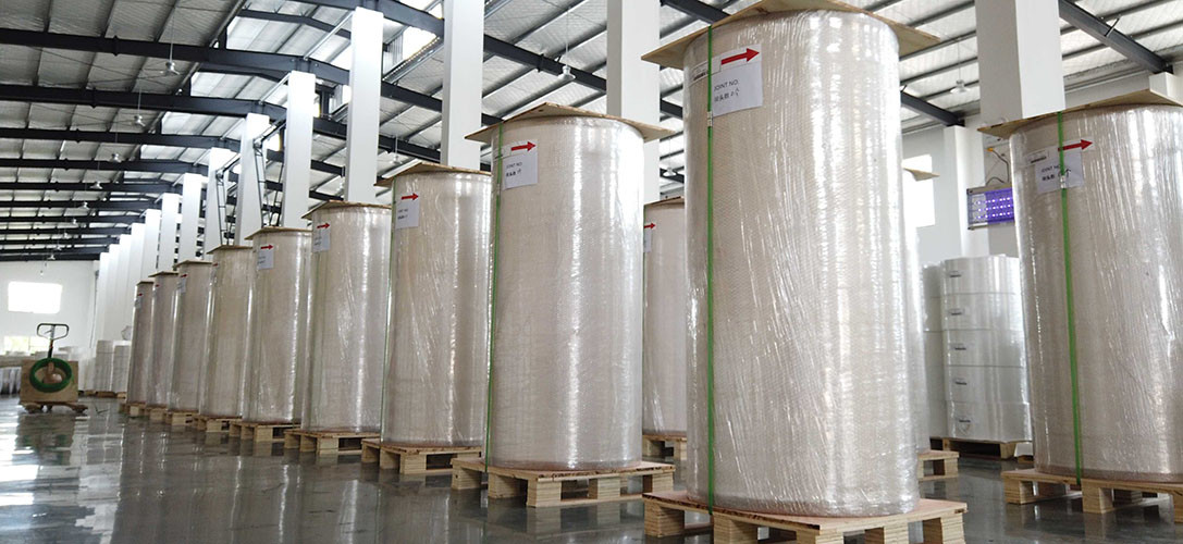 Low temperature usage Self Adhesive Semi Glossy Paper for seafood Label Freezing Food Label making AF1133