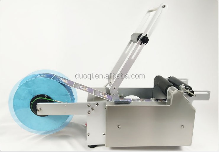 Industrial Semi Automatic Bottle Labeling Machine For Round Jars Cans