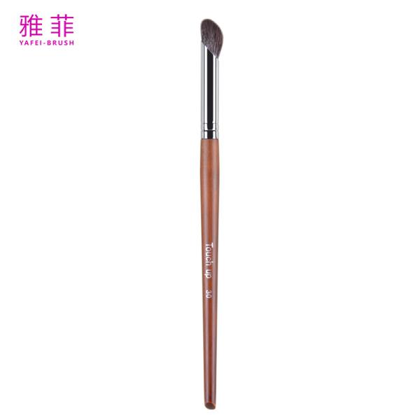 TOUCH UP 30 Nose Shadow Brush Custom Logo Animal Hair Copper Ferrule Wooden