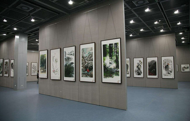 Sliding 2M Commercial Full Wall Room Dividers For Art Gallery