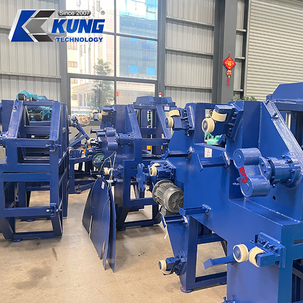 Automatic Plastic Shoe Making Machine Pvc Three Color Upper Molding
