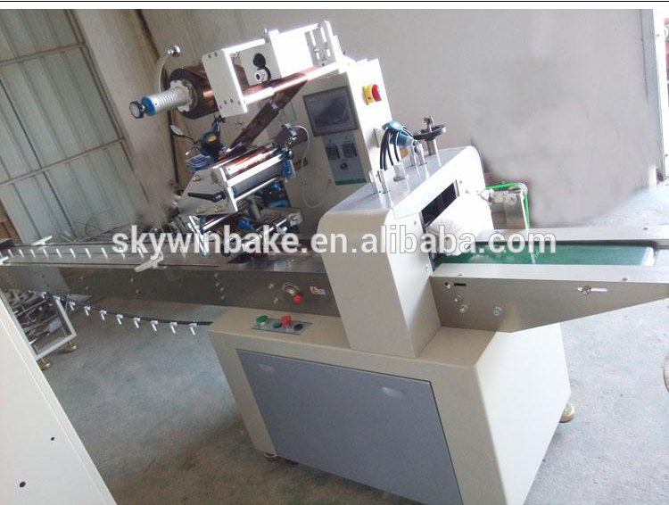 Fully Automatic 30-200bag/min Cake Pillow Packing Machine With Date Printer
