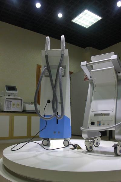 Multifunction Beauty Devices SHR IPL SHR Hair Removal Machine