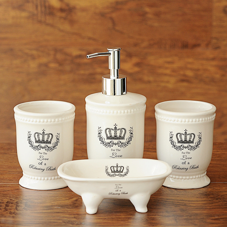 Round 4 Piece Ceramic Bathroom Set White Glazed For Home Hotel