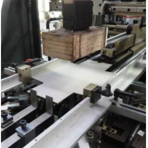 Automatic Rigid Box Making Machine With High Positioning Accuracy