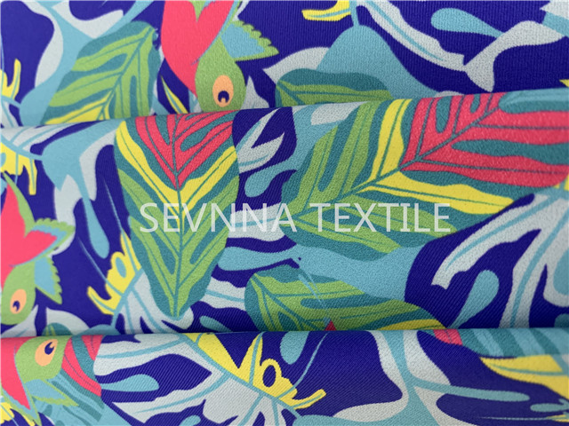 Anti UV Activewear Knit Fabric Poly Yarn Excellent Sweat Absorbency