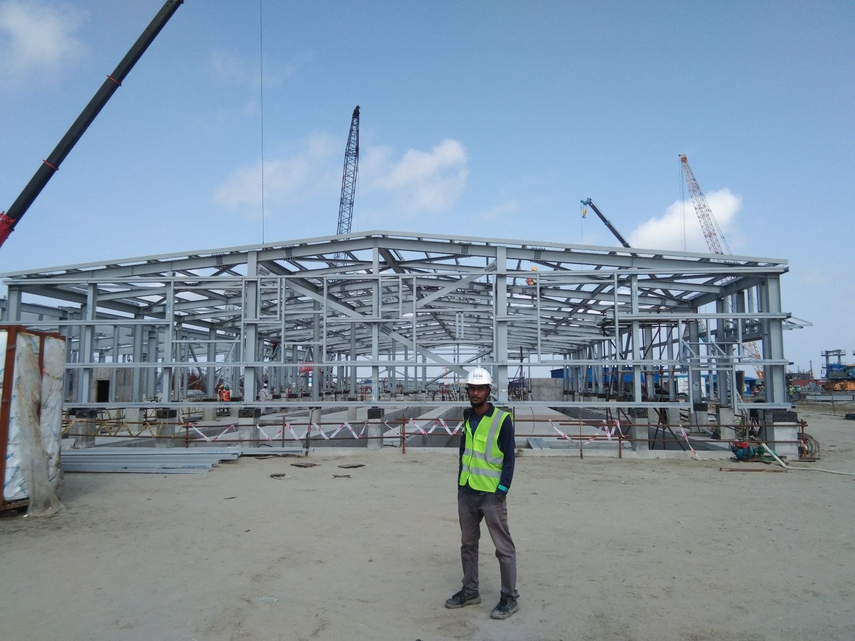 Prebuilt Architecture Fabrication DIN Prefabricated Warehouse Steel Structure
