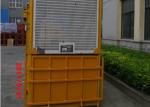 Single Cage 1000kg Material Personnel Hoist With Counterweight