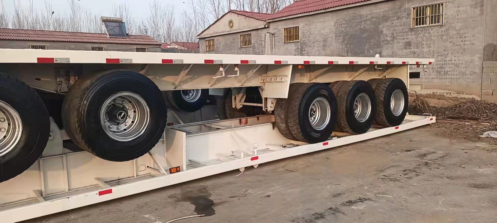3 Axles 45tons Used Truck Trailer Flatbed Trailer For 13M Container Carrier