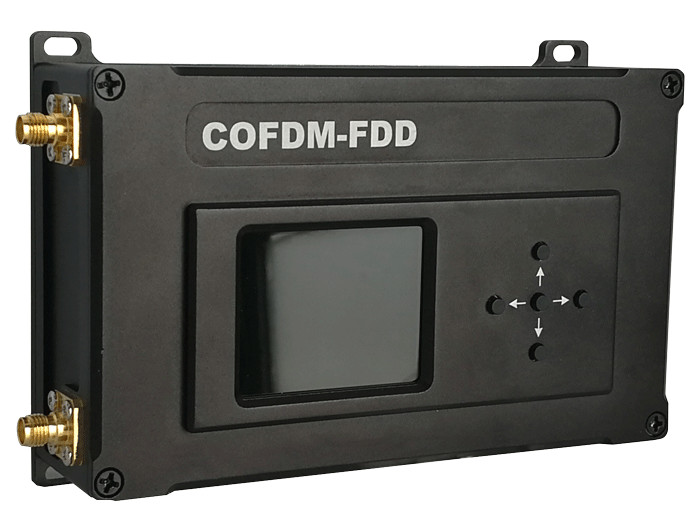 Uplink and downlink COFDM Video Transmitter 2W RF Power Ethernet Radios 30-50km on UAV