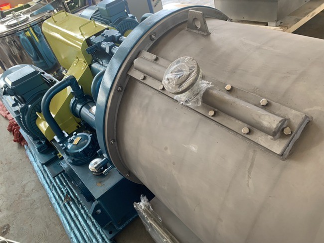 Chemical Two Stage Pusher Centrifuge Industry Salt Dewatering Fully Automatic