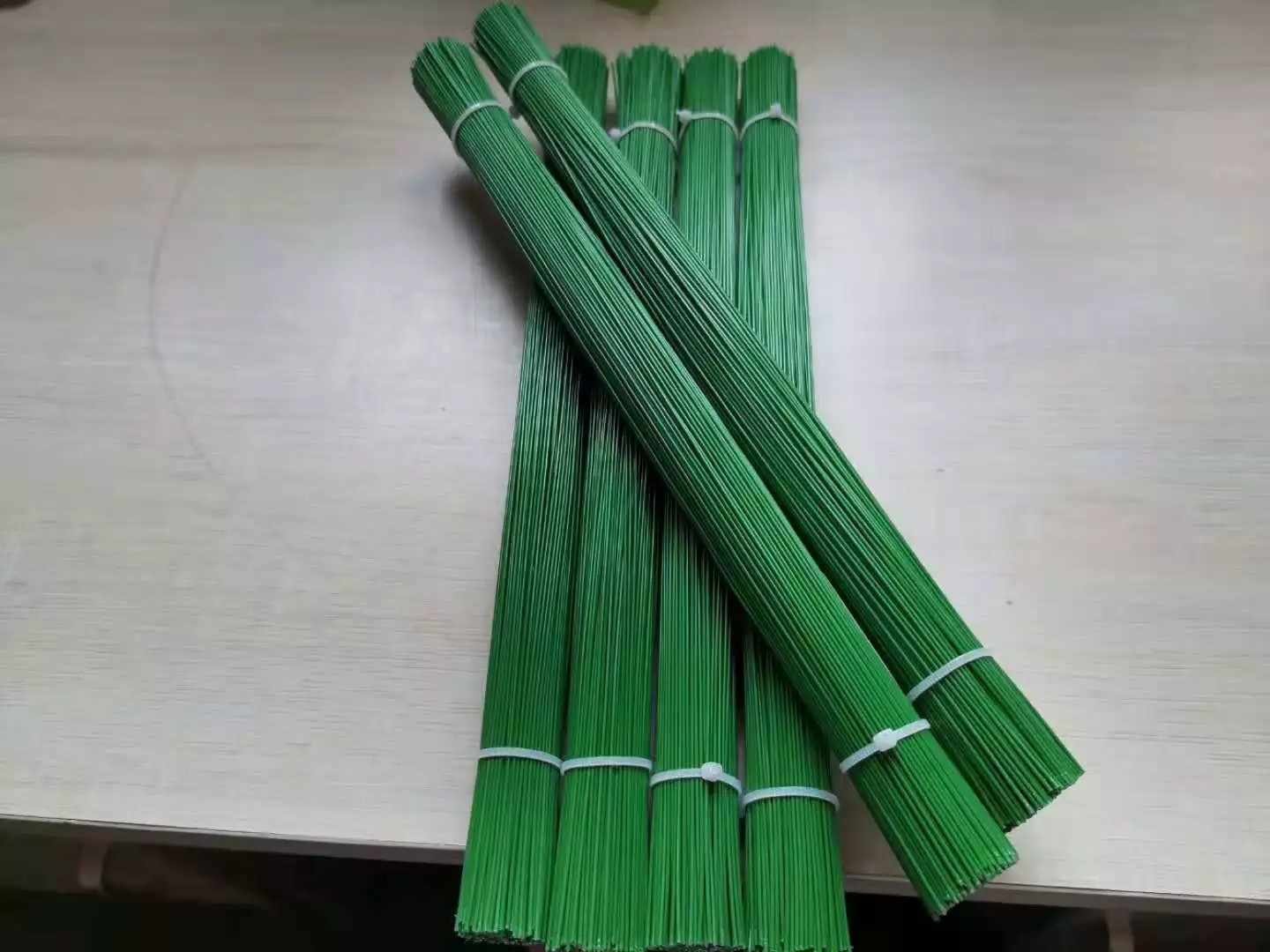 Green Cut 1.6mm Pvc Coated Iron Wire For Binding
