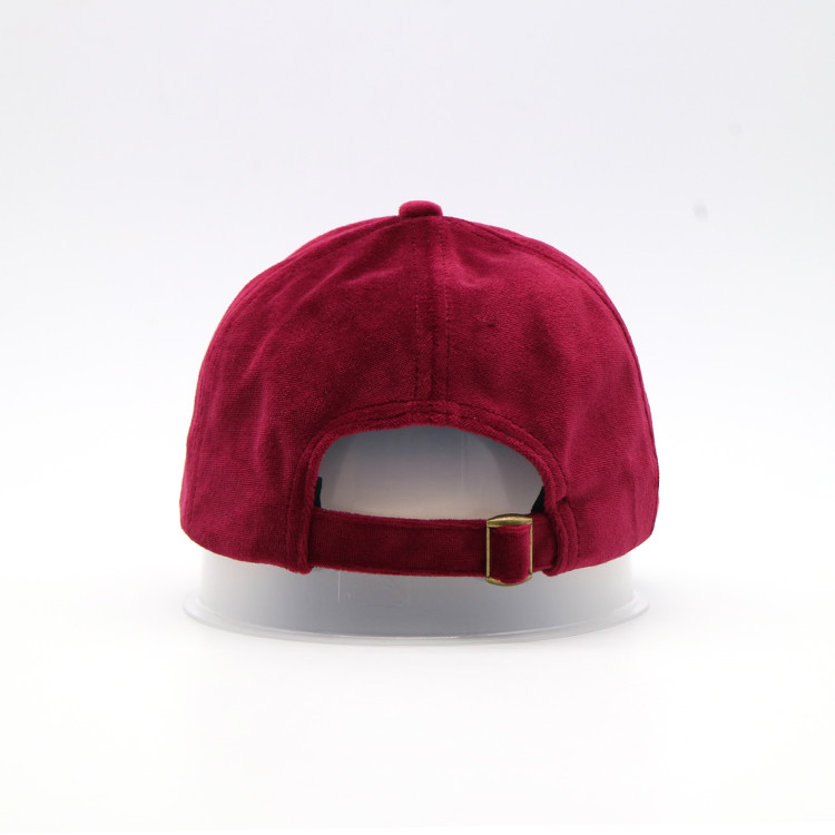 Embroidered Unisex Curved Brim Baseball Caps With 3D Logo