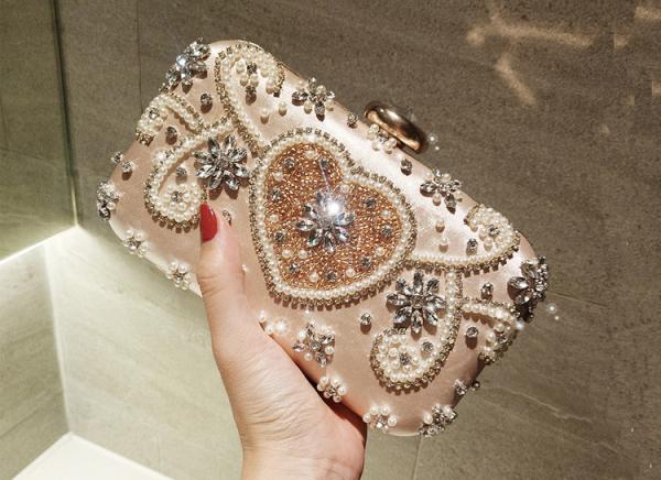 2019 new diamond dinner bag embroidery love bag handbag chain bag small square