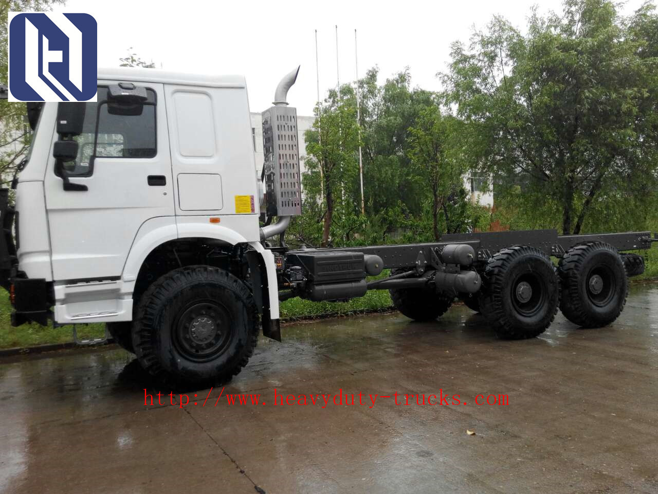 COLORFUL 350HP 6x6 Heavy Cargo Truck All Wheel Drive , Diesel Truck