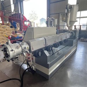PP PPR PE PVC Pipe Extruder Machine , Plastic Tube Production Line Machinery