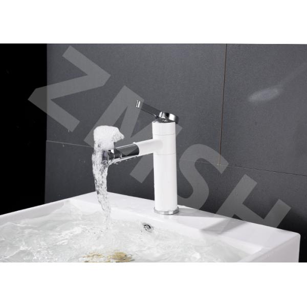 360 Rotating ODM Pull Out Brass Faucet