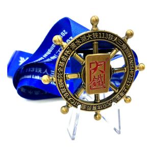 Wholesale International Ironman 113 Triathlon Award Spinning Medal from china suppliers