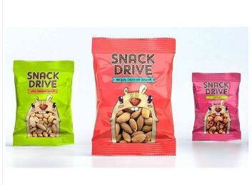7 Colors Printing Custom Logo Design Middle Sealing Food Packaging Pouch Macadamia Nuts Plastic Bag