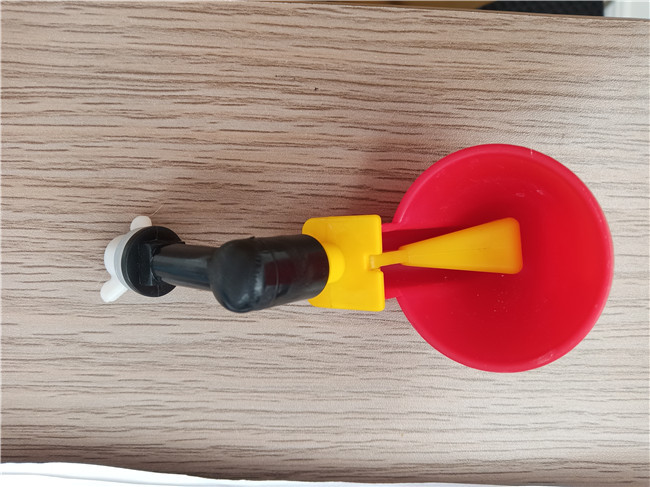 Yellow Trigger Poultry Water Drinkers Chicken Waterer Cups