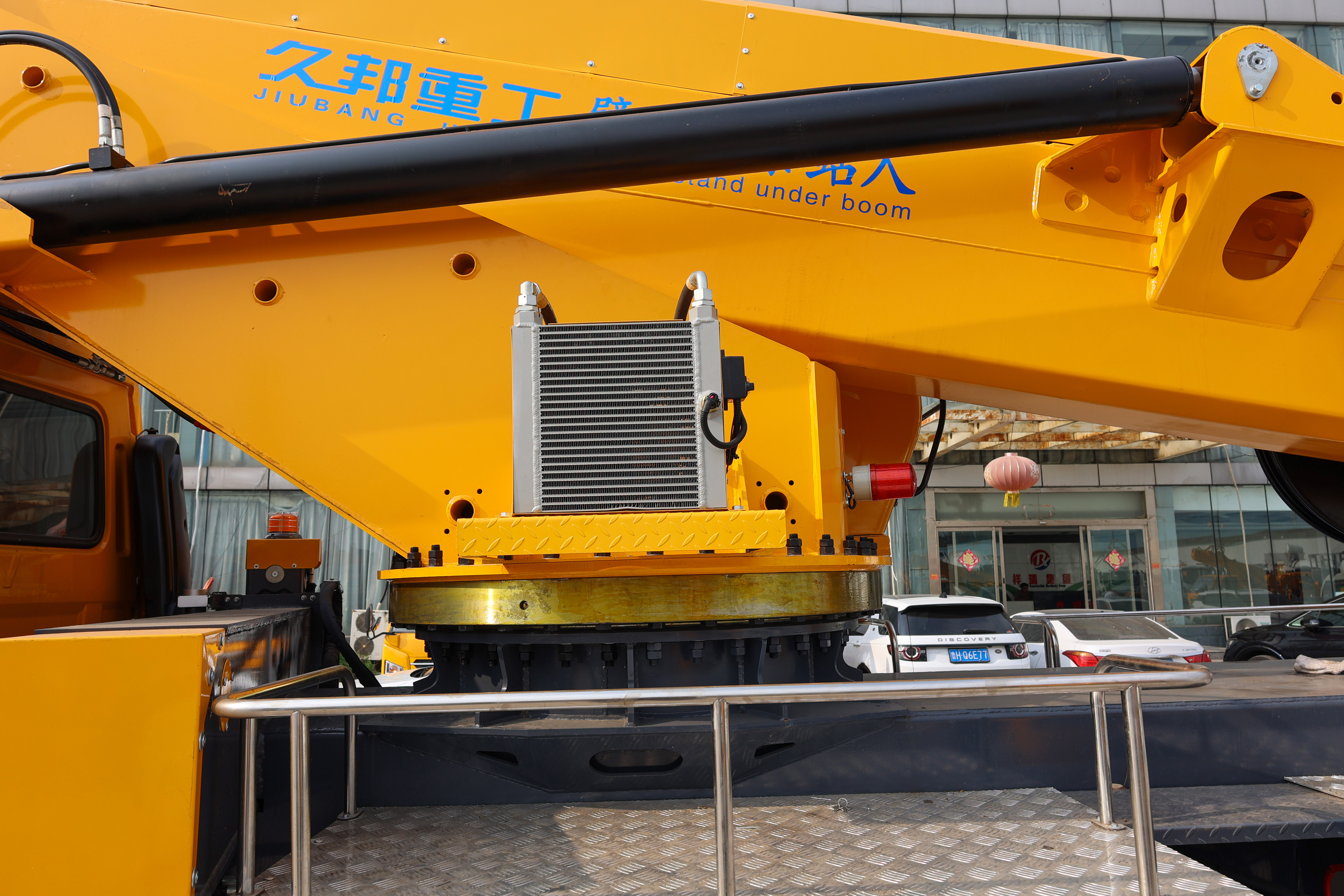 45m Bucket Truck Aerial Working Platform Truck Mounted High-altitude Operation Truck