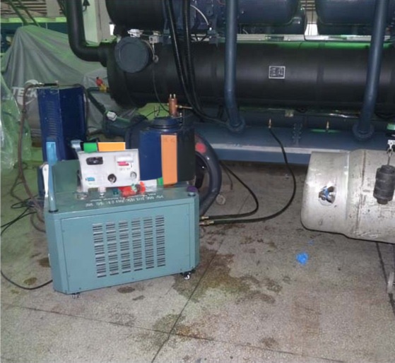 R410A Refrigerant recovery machine ac recharge machine air conditioner chiller after service 2HP gas recovery unit