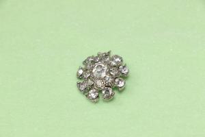Wholesale 34L Rhinestone Buttons For Clothing Silver Ecofriendly Inlaid Flower Pattern from china suppliers